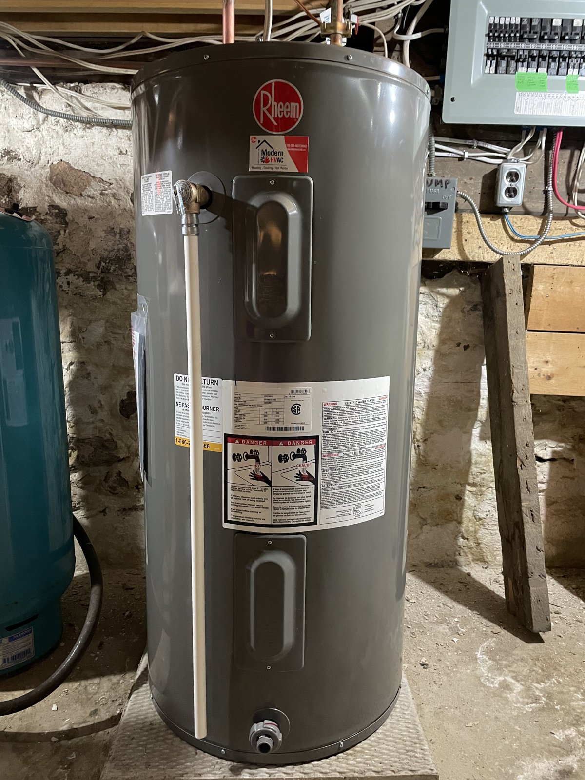 Rheem traditional tank
